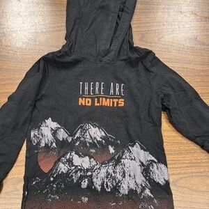 Carter’s 7/7A hoodie mountain theme.